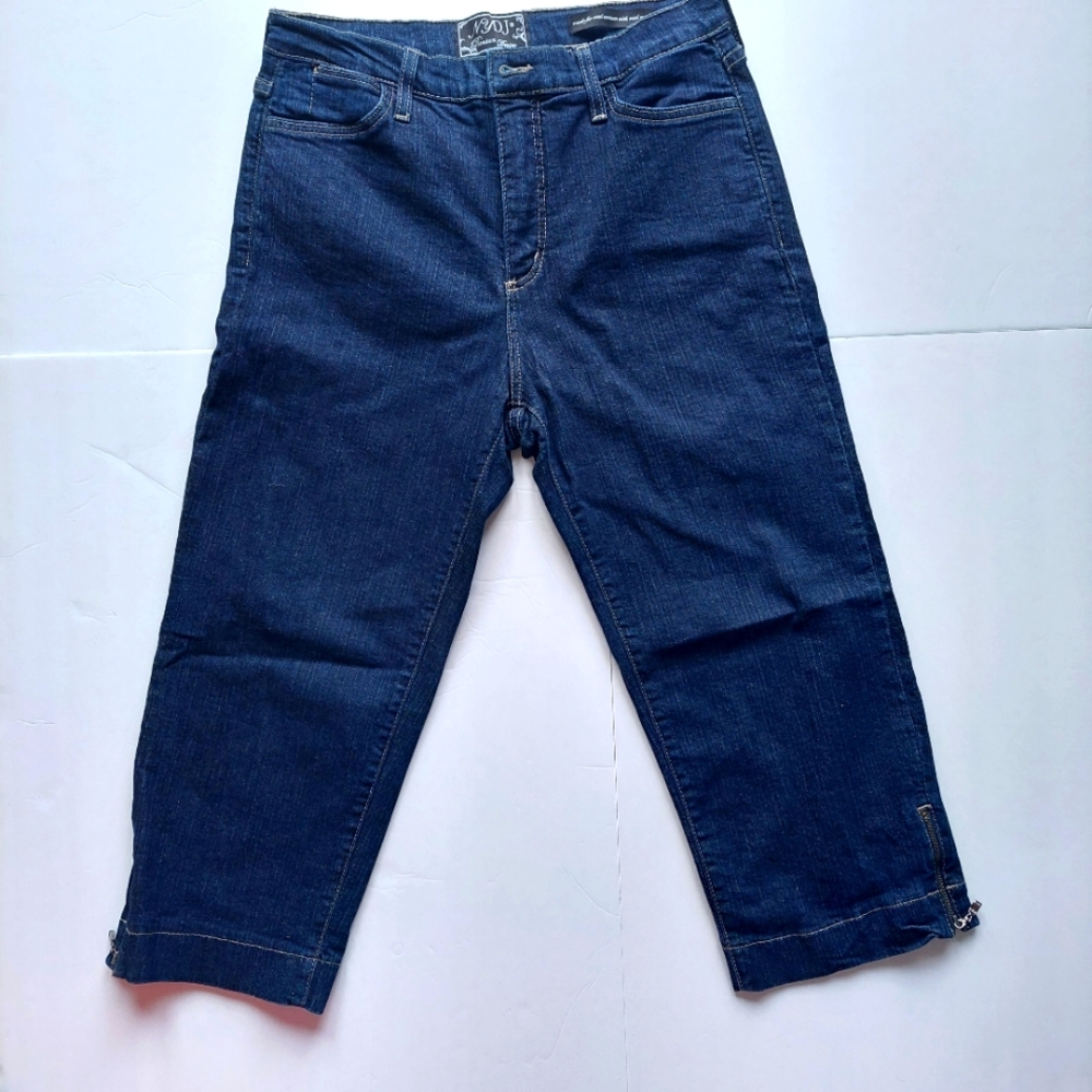 EUC - NYDJ 5-Pocket Lift Tuck Capri Denim Jeans Sz 10